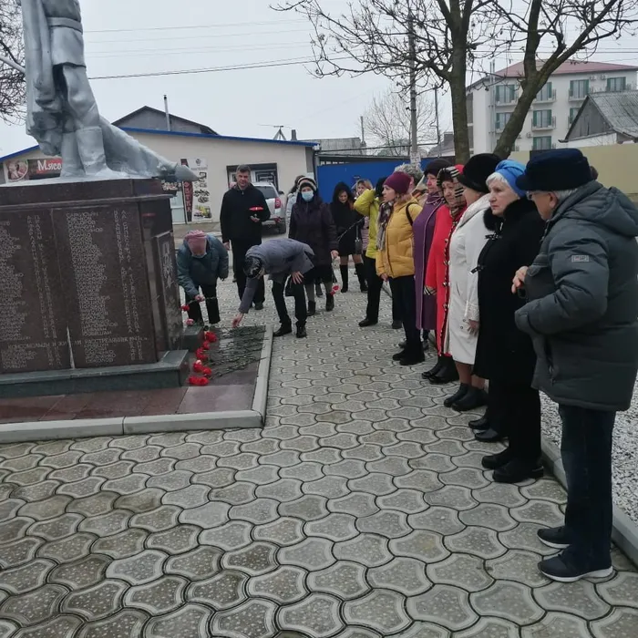 23.02.2021г. состоялось торжественное возложение цветов и венков на мемориалы Благовещенского с/о