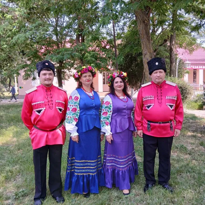 Концертная программа, посвященная Дню России "Россия - Родина моя", отчетный концерт казачьего хора