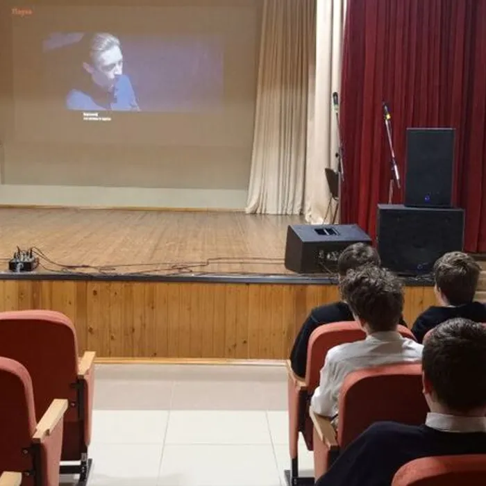 Час мира и добра «Ты нужен своим близким больше, чем ты думаешь»