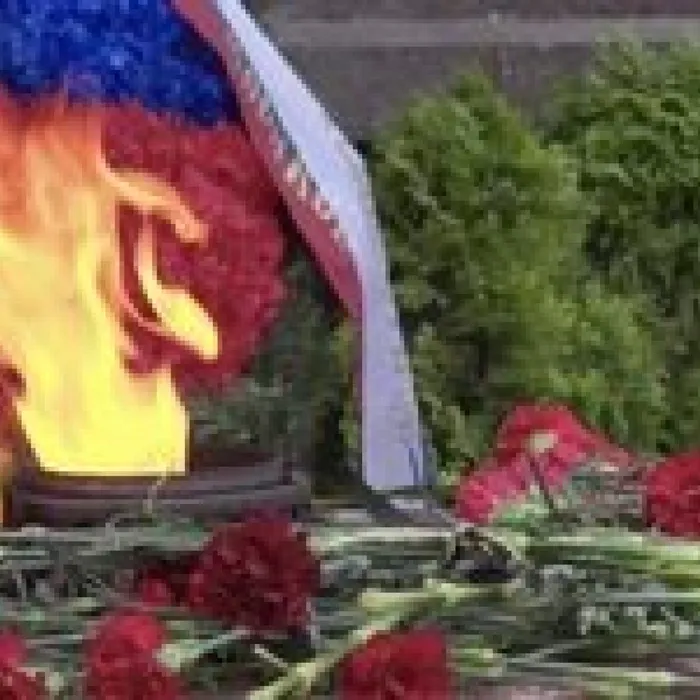 Тематическая программа, посвященная Дню героев Отечества "России славные сыны"
