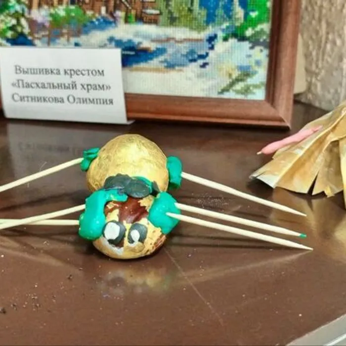 Выставка народного творчества, посвященная Дню народного единства "Чудеса народного творчества"