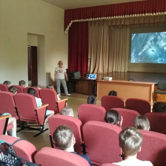 3 июня была проведена познавательная программа ,посвященная Дню окружающей природы и мастер- класс "Сокровища Черного моря"