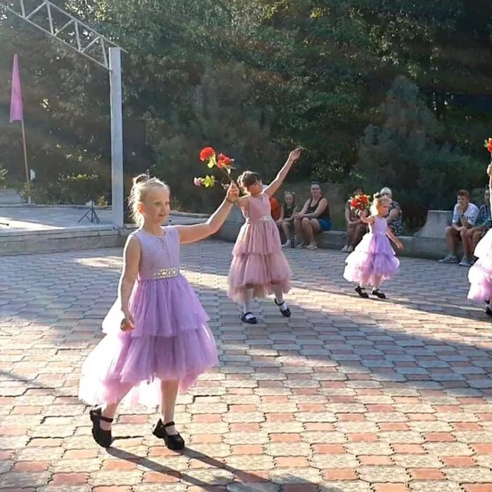 30.07.2023 г. на летней концертной площадке дома культуры состоялась концертная программа, посвященная Дню военно-морского флота «Семь футов под килем…»