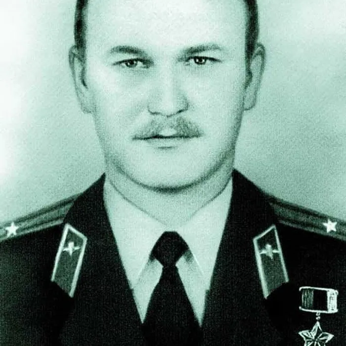 Программа из цикла "Носят улицы Анапы героев славных имена. В.Е.Омельков"